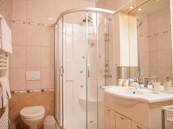 Apartments Villa Slavica Icici 0*,  Croatia