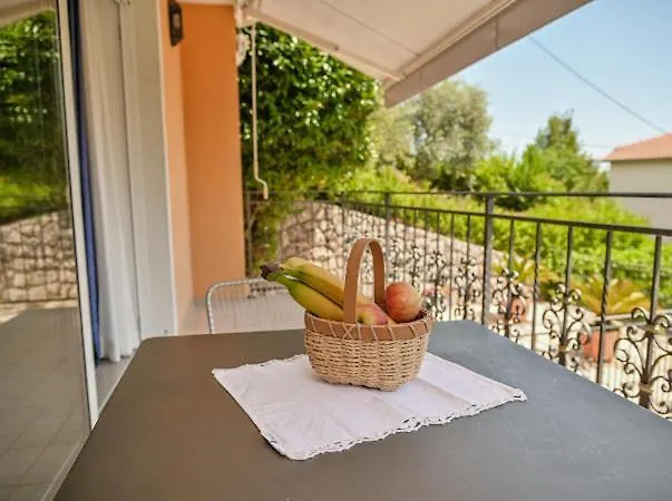 Apartments Villa Slavica Icici 0*,