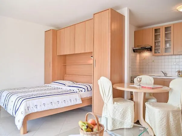 Apartments Villa Slavica Icici